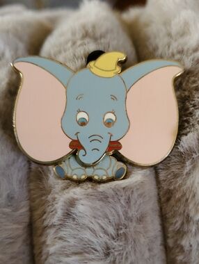 2006 Cuties Collection Disney Dumbo Enamel Pin - Blue, Pink & Yellow